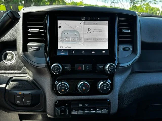 2026 RAM 3500 Chassis Tradesman - Photo 11