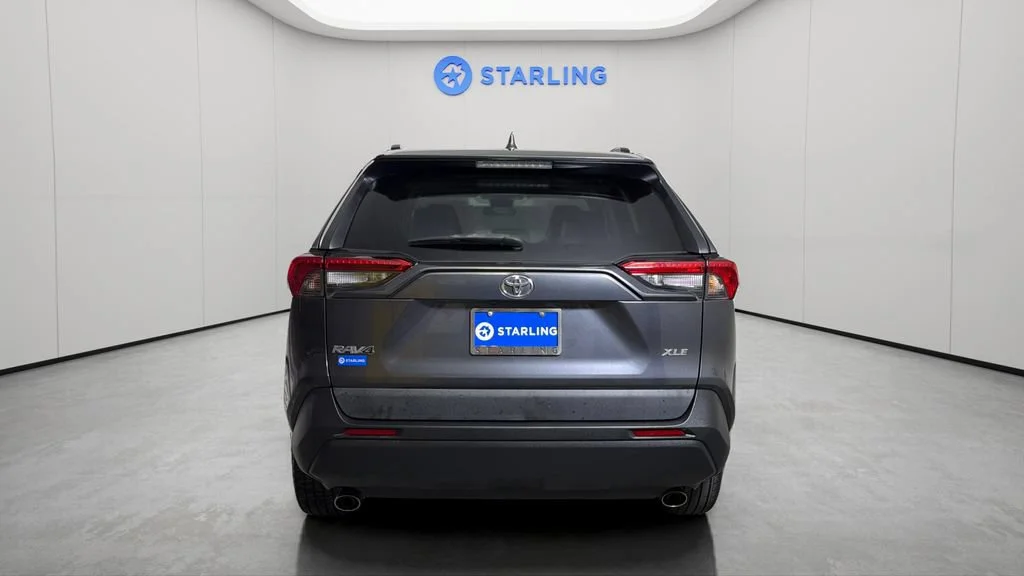 2020 Toyota RAV4 XLE Premium - Photo 8