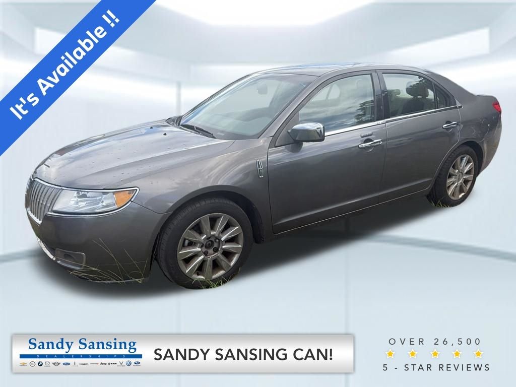 Used 2012 Gray Lincoln Base image 1