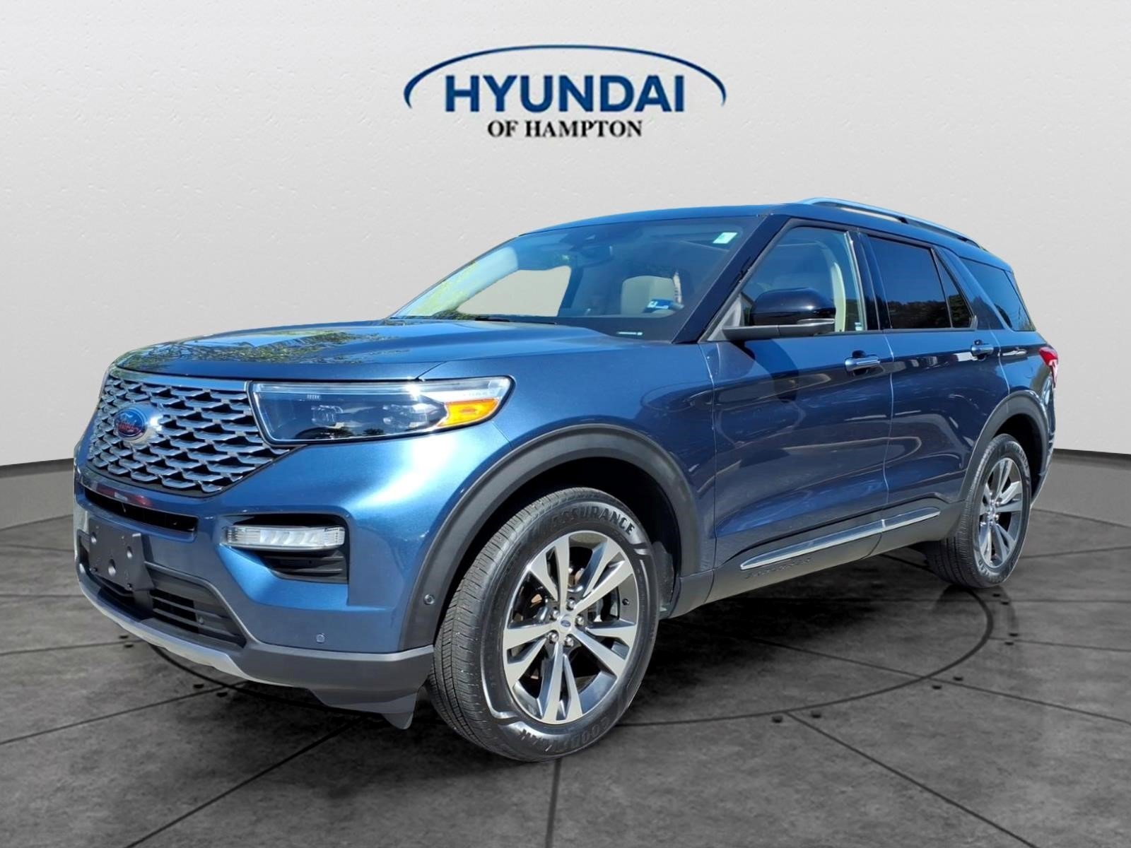 2020 Ford Explorer Platinum 4WD's photo