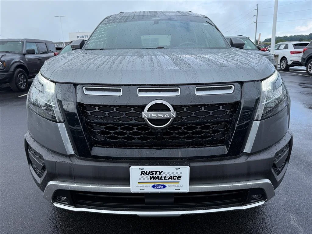 Used 2023 Gun Metallic Nissan Rock Creek image 3