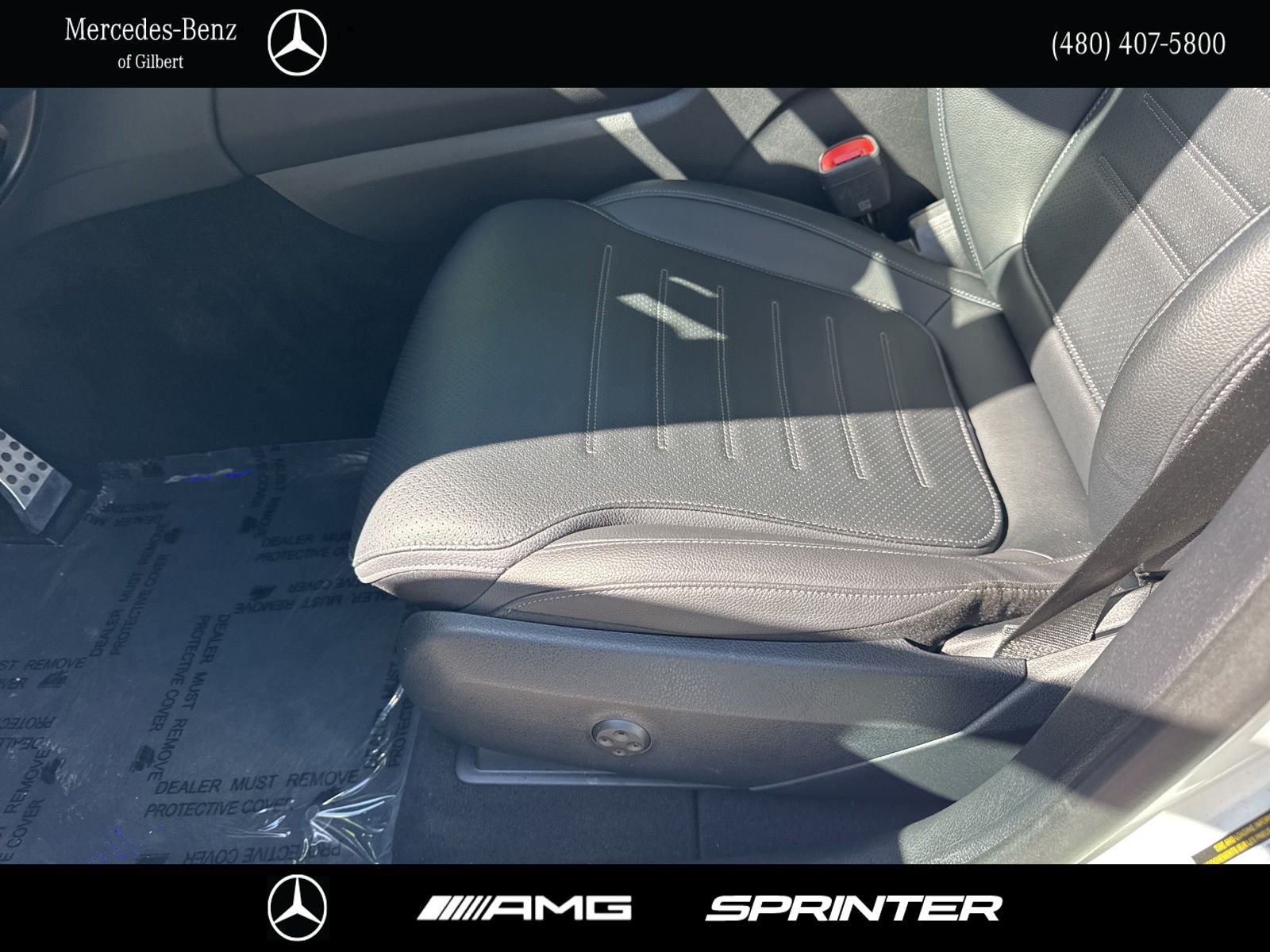 Used 2025  Mercedes-Benz GLC 300 image 13