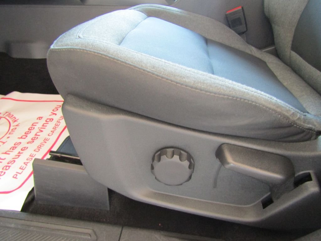 Used 2025 White Ford Big Bend image 21