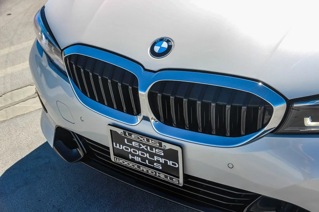 Used 2020 White BMW 330i image 9