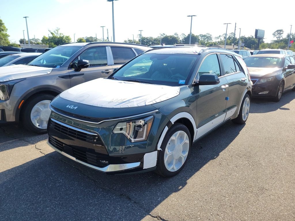New 2026 Green Kia SX Touring image 3