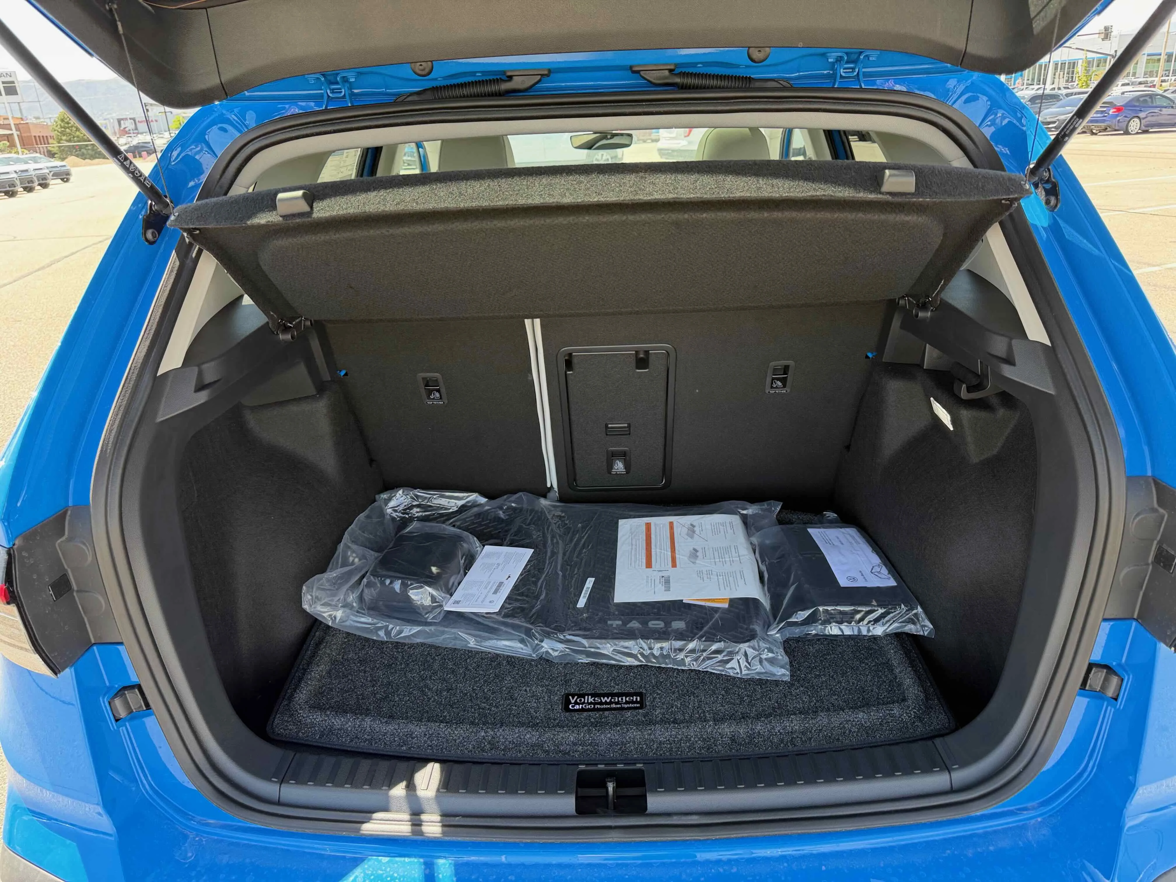 New 2026 Blue Volkswagen SE image 29