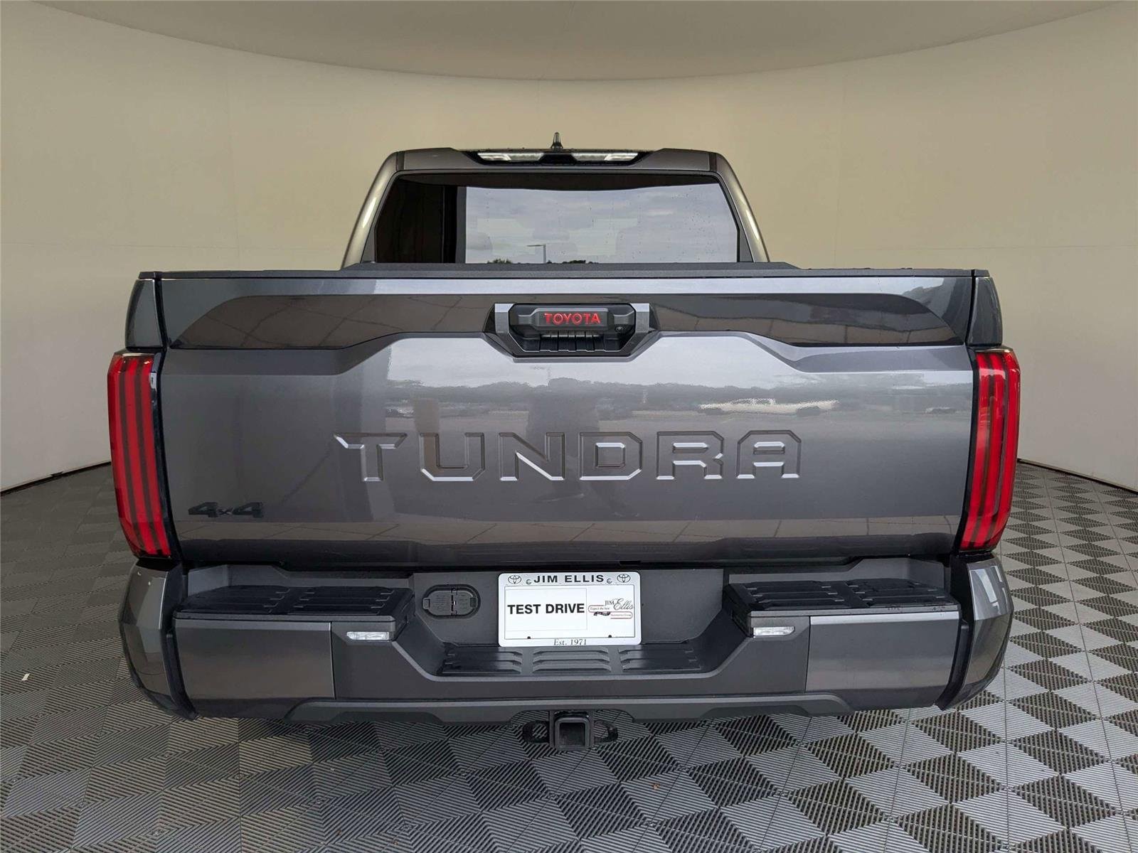 Used 2024 Magnetic Gray Metallic Toyota SR5 image 6