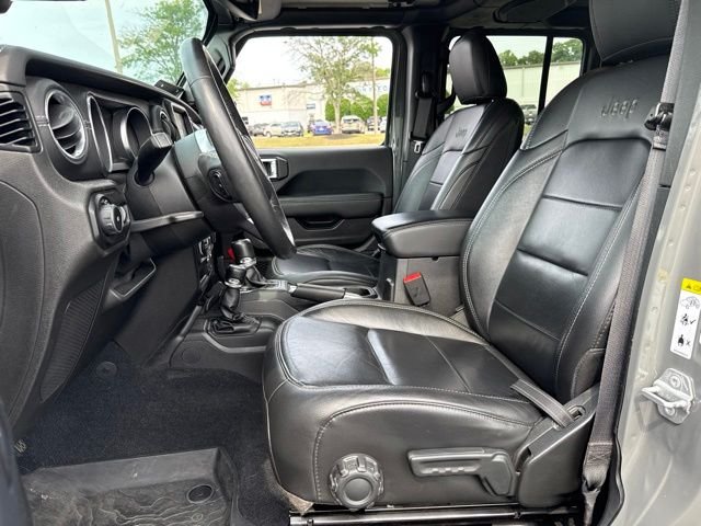 Used 2019 Gray Jeep Unlimited Sahara image 3