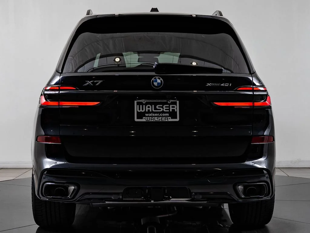 New 2027 Black Sapphire Metallic BMW xDrive40i image 7