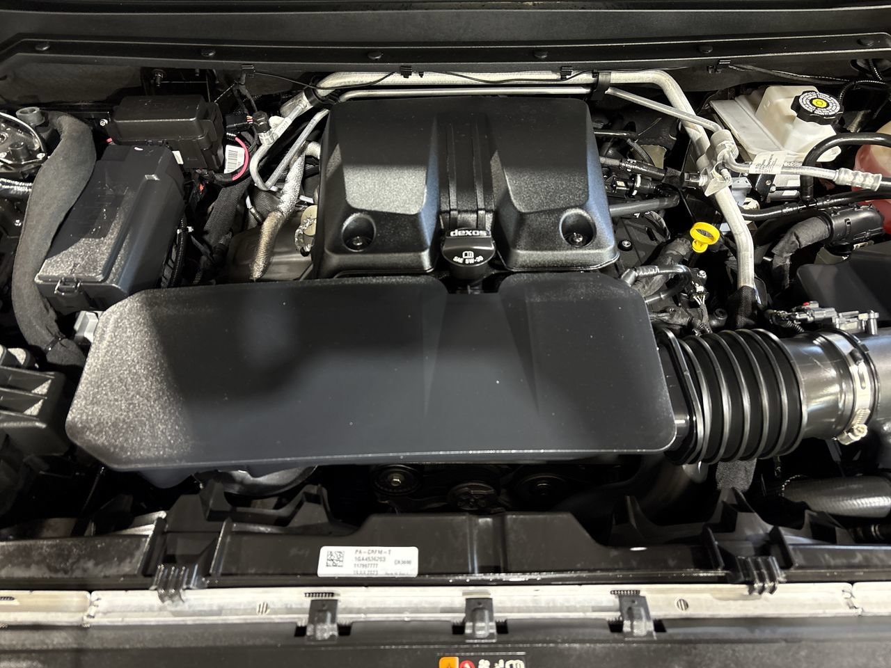Used 2023 Onyx Black GMC 4WD AT4X image 27