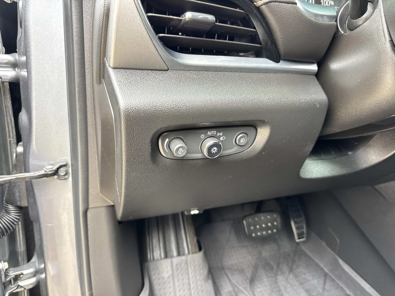 Used 2019 Satin Steel Metallic Chevrolet LT Leather image 20