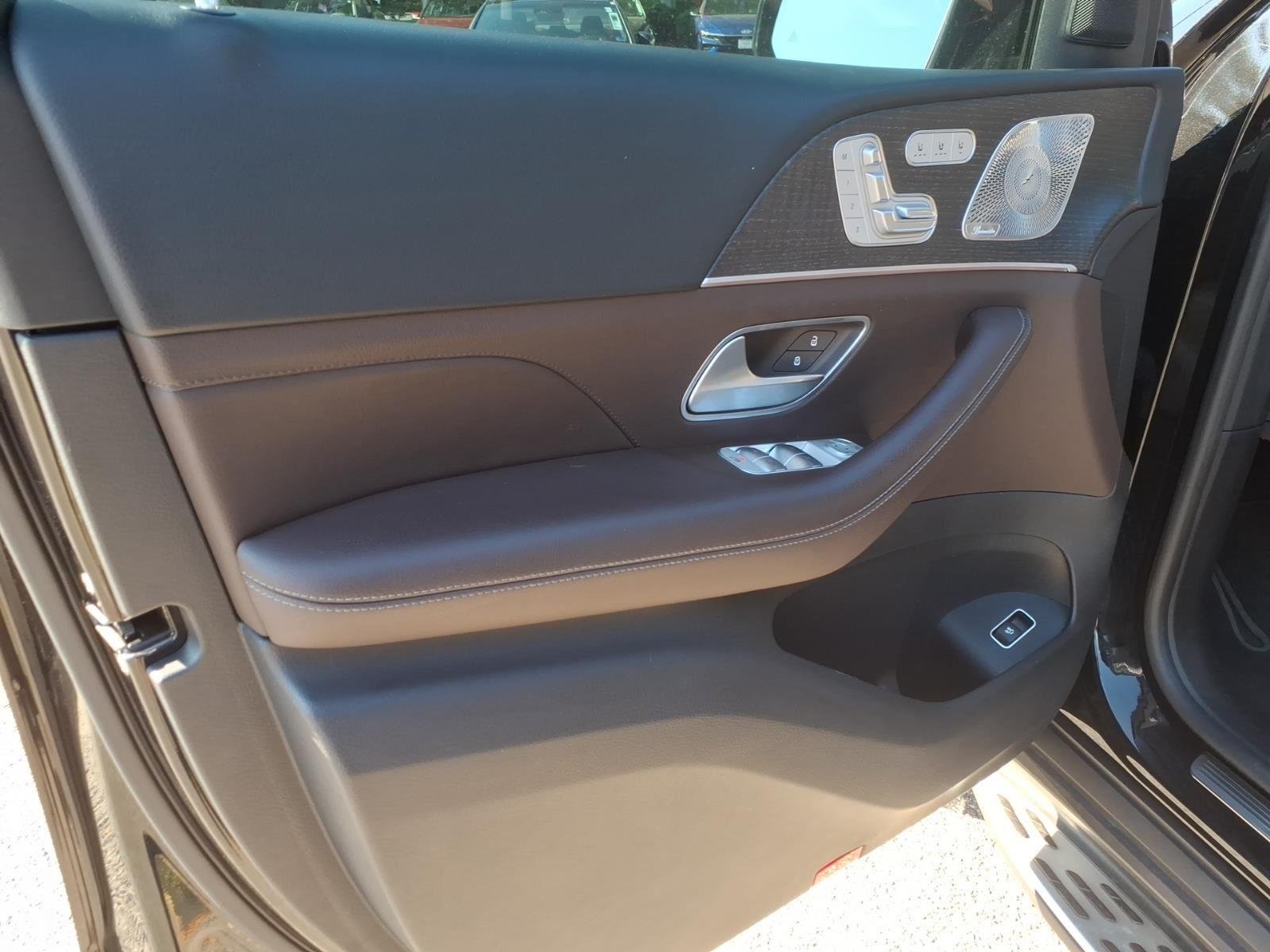 Used 2023 Obsidian Black Metallic Mercedes-Benz GLS 450 image 13