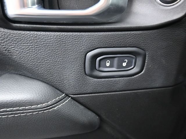 Used 2022 Gray Jeep Unlimited Sahara image 23