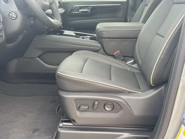 2026 Chevrolet Tahoe Premier - Photo 17