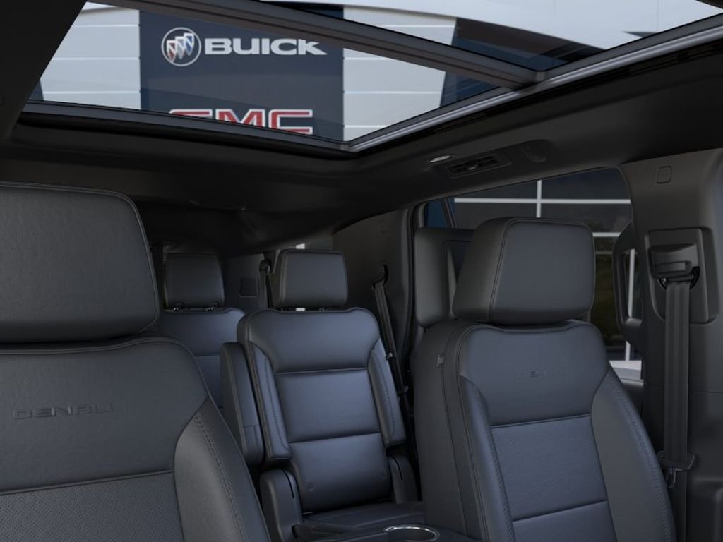 2026 GMC Yukon Denali - Photo 24