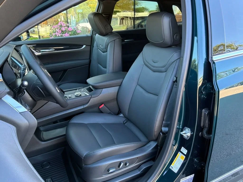 New 2026 Emerald Lake Metallic Cadillac Premium Luxury image 11