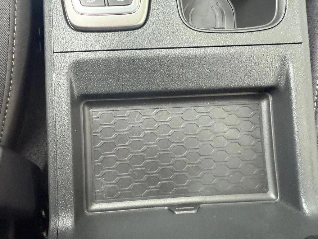 2026 Nissan Frontier SV - Photo 8
