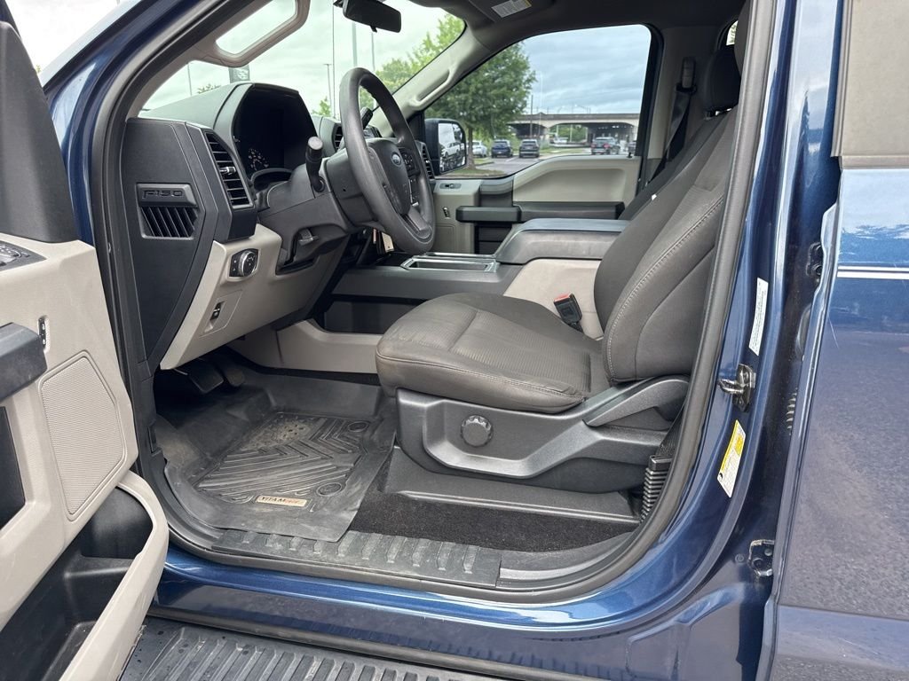 Used 2018 Blue Ford XL image 12