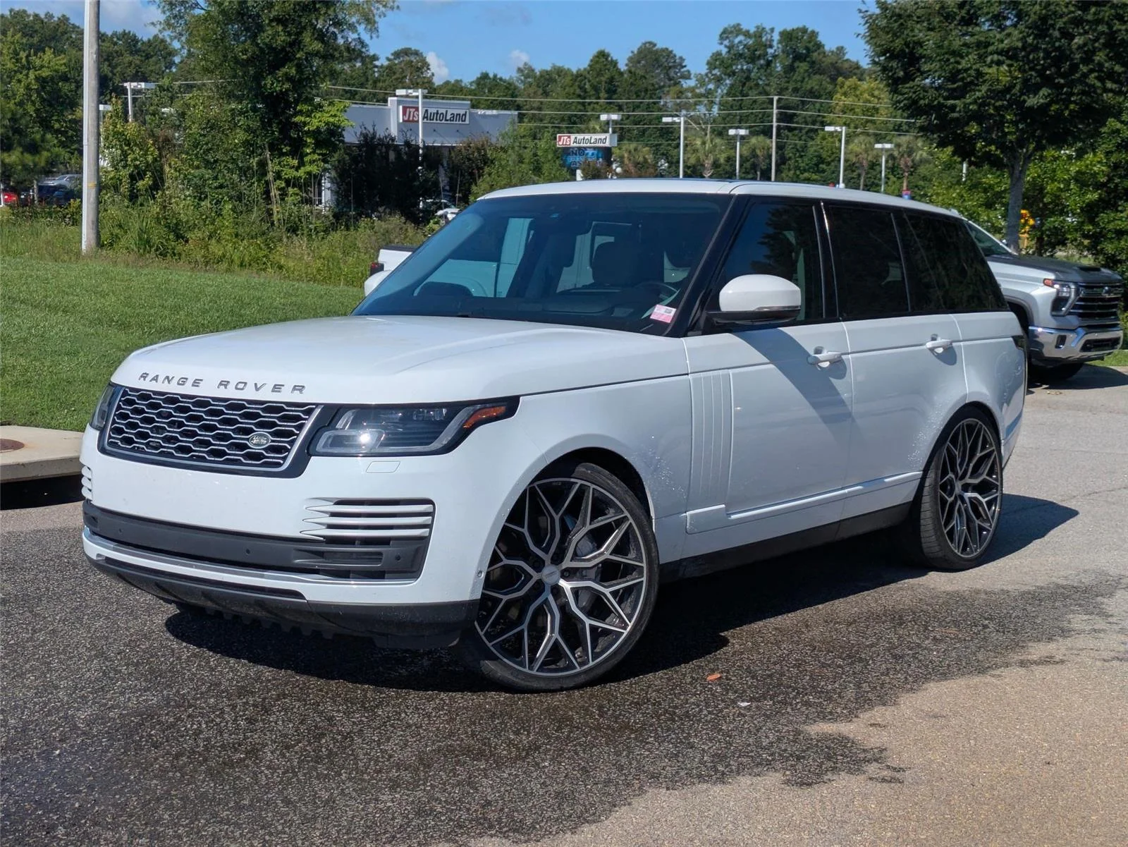 Used 2019  Land Rover HSE image 1