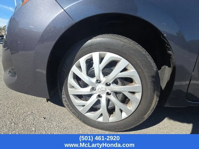 Used 2018 Gray Toyota LE image 11