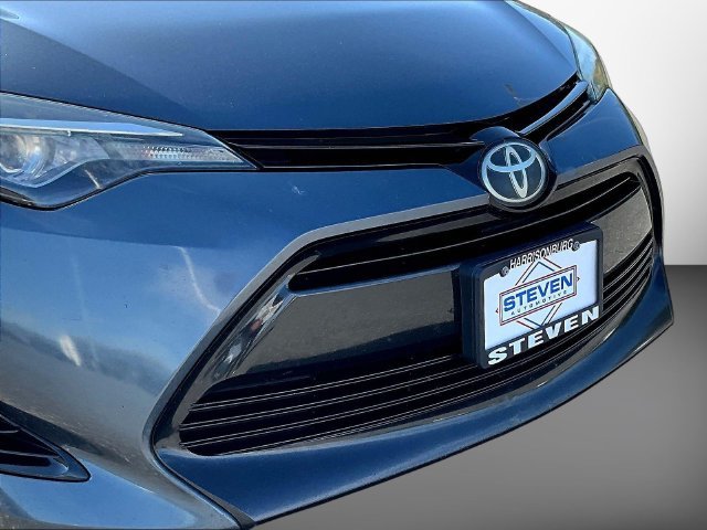 Used 2017 Gray Toyota LE image 34