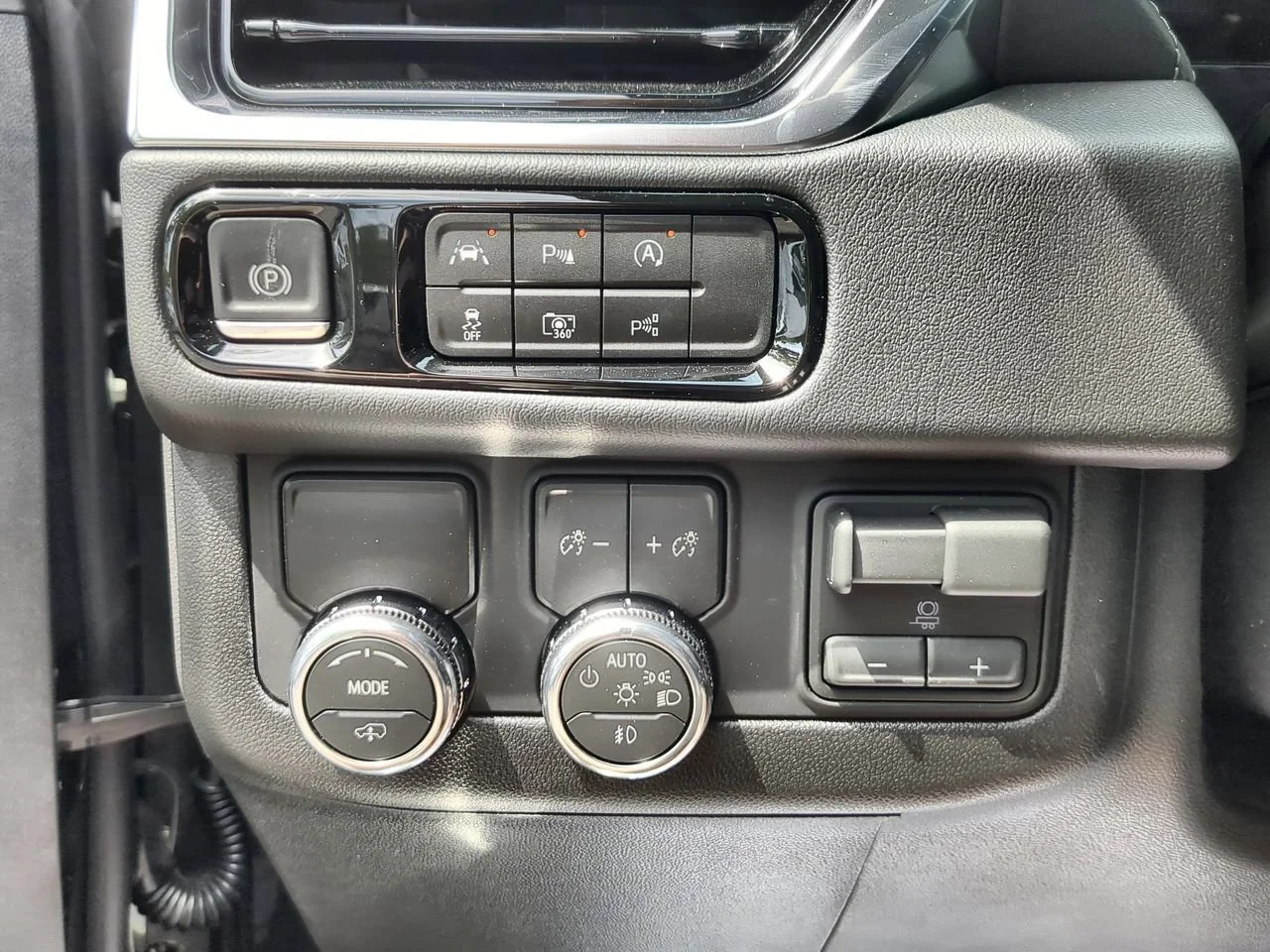 New 2026 Onyx Black GMC Denali image 18