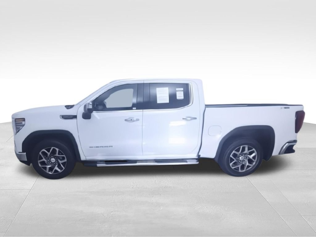 Certified Used 2022 White GMC SLT image 7