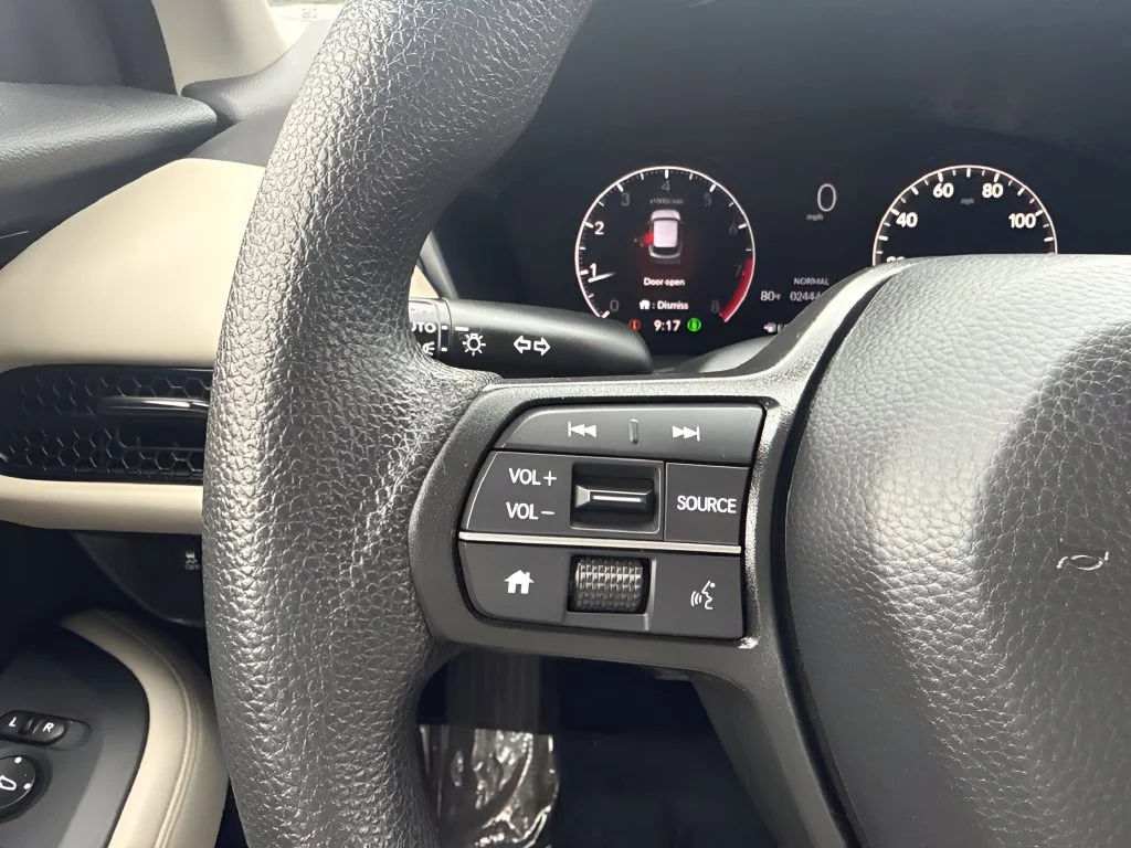 Used 2025 Blue Honda LX image 13