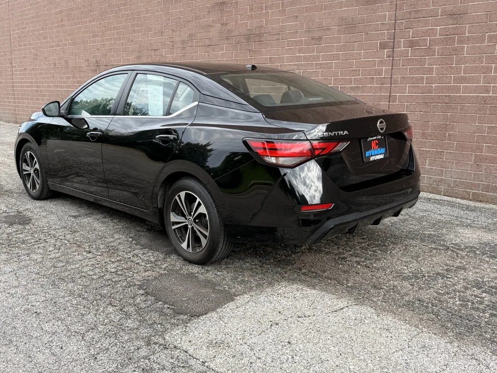 Used 2023 Super Black Nissan SV image 3
