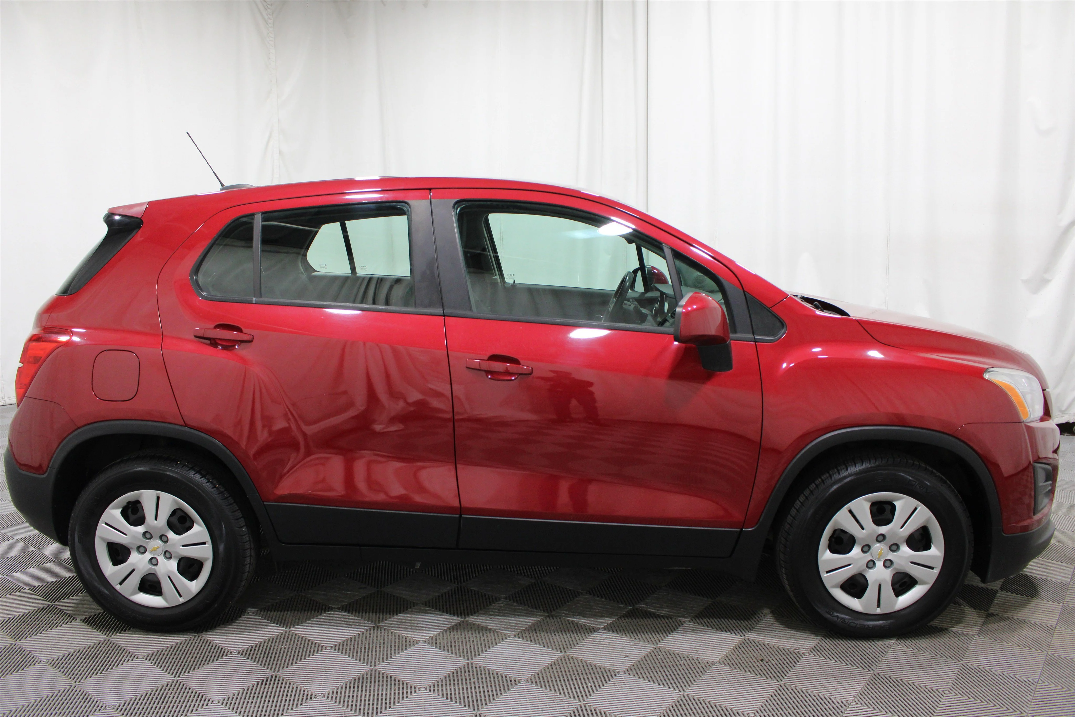 2015 Chevrolet Trax LS - Photo 25