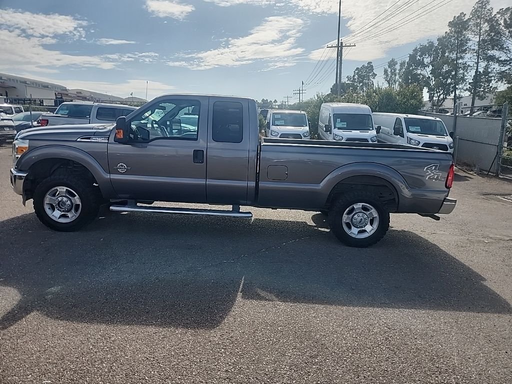 Used 2014 Gray Ford XLT image 9