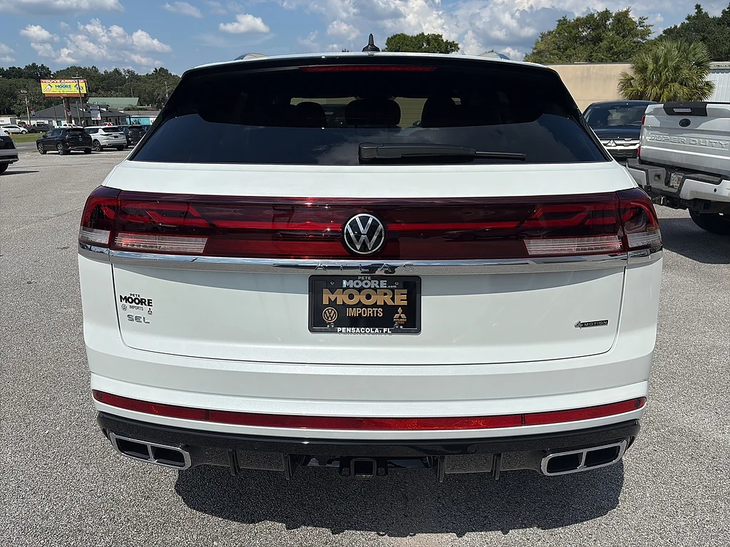 New 2026 Opal White Pearl Volkswagen 2.0T SEL Premium R-Line 4MOTION image 7