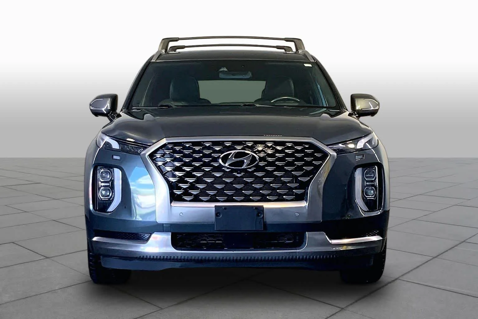 Used 2022 Rainforest Hyundai Calligraphy image 4