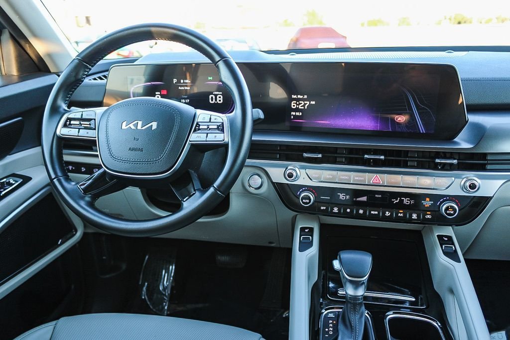 Used 2025 Midnight Kia S image 14