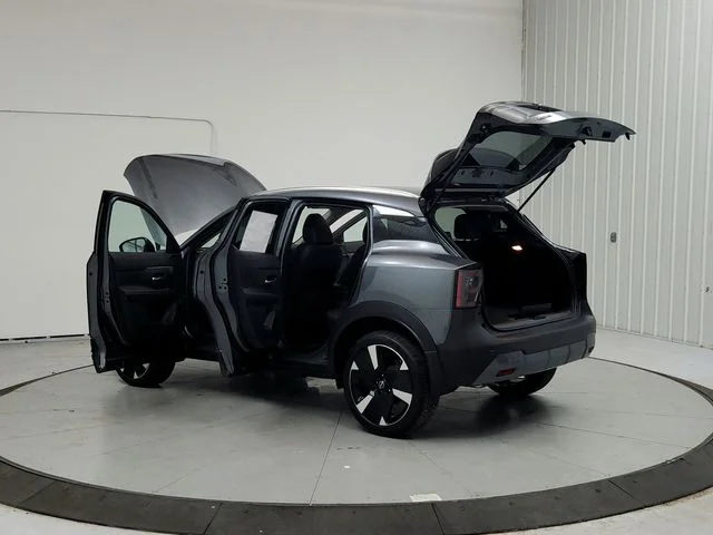 New 2026 Gray Nissan SR image 13