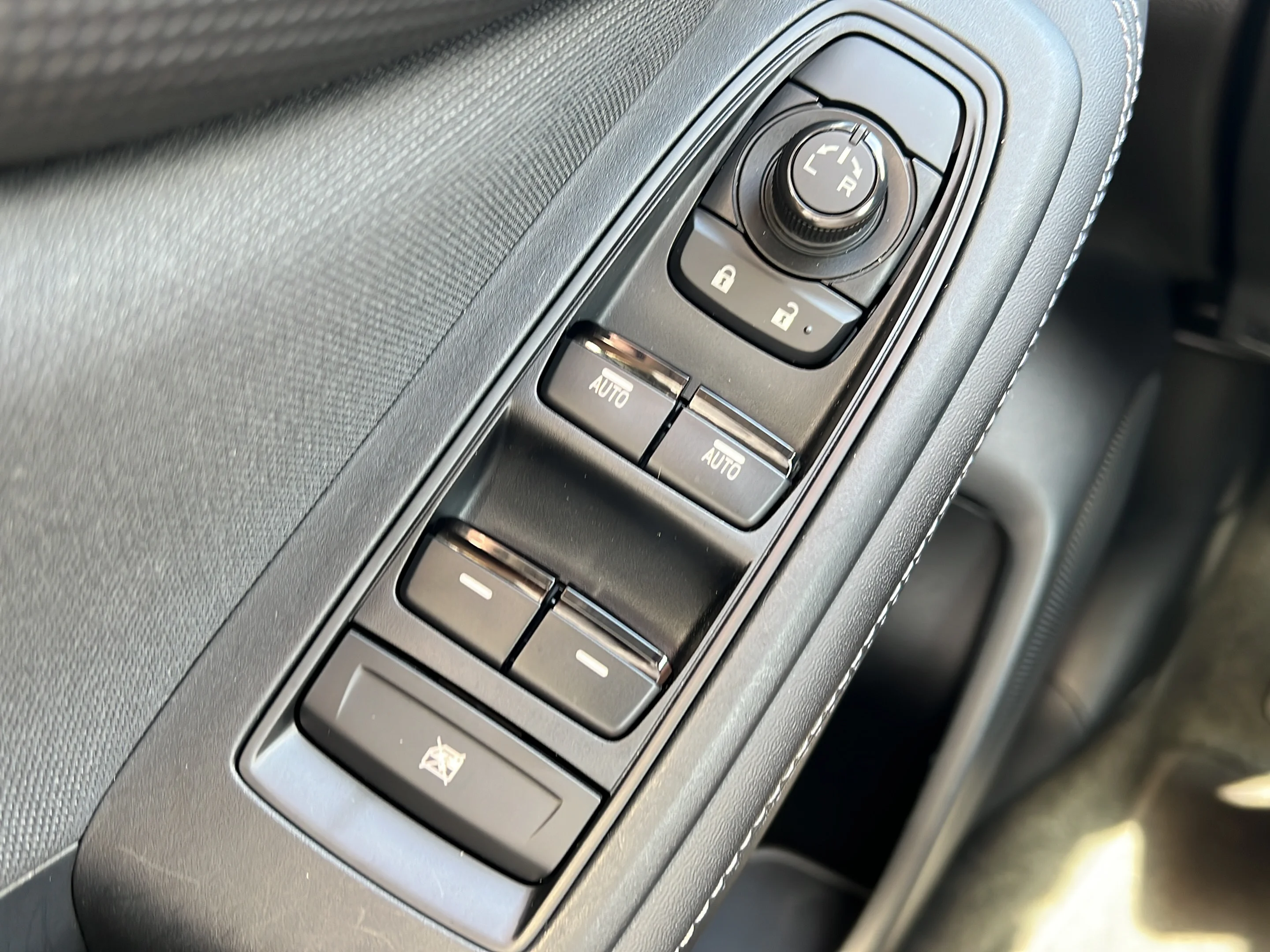 Used 2023 Brilliant Bronze Metallic Subaru Premium image 20
