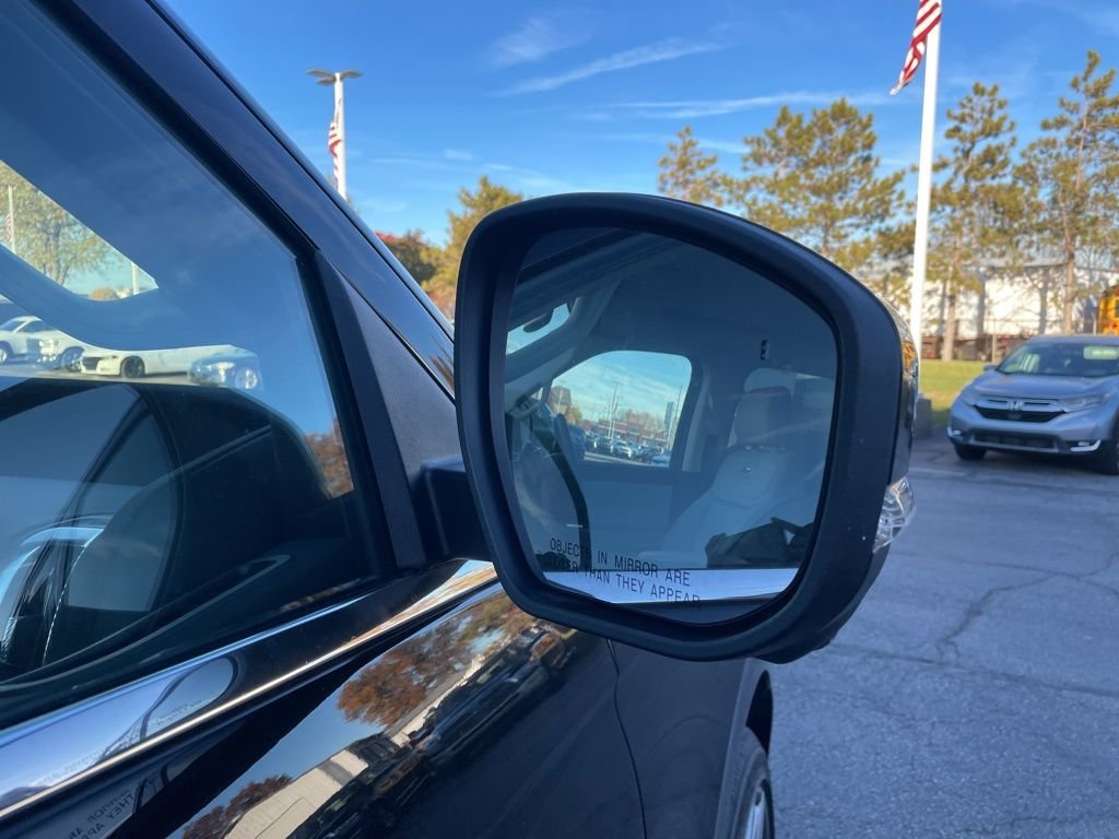 Used 2025 Black Ford Platinum image 14