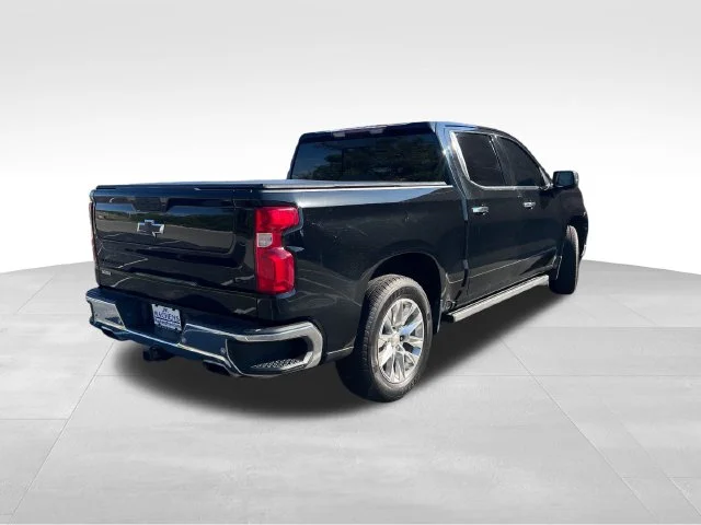 Used 2021 Black Chevrolet LTZ image 7