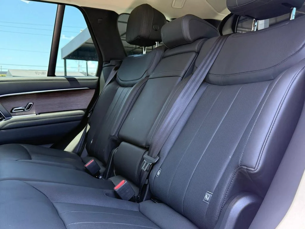 2024 Land Rover Range Rover SE - Photo 13