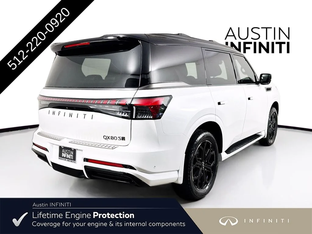 New 2027 2T RADIANT WHIT INFINITI SPORT image 9