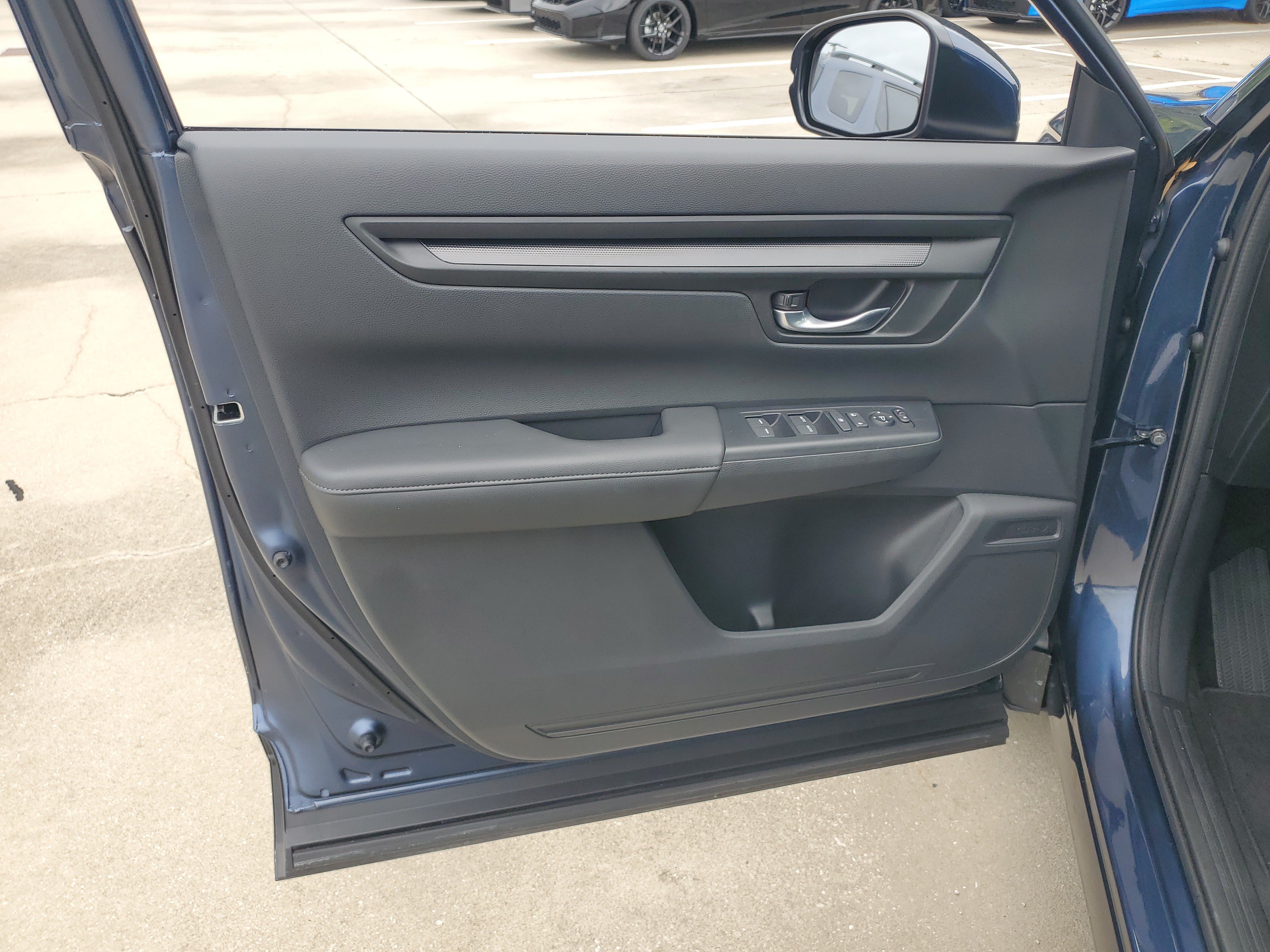 Used 2024 Sparkle Silver Honda EX image 22