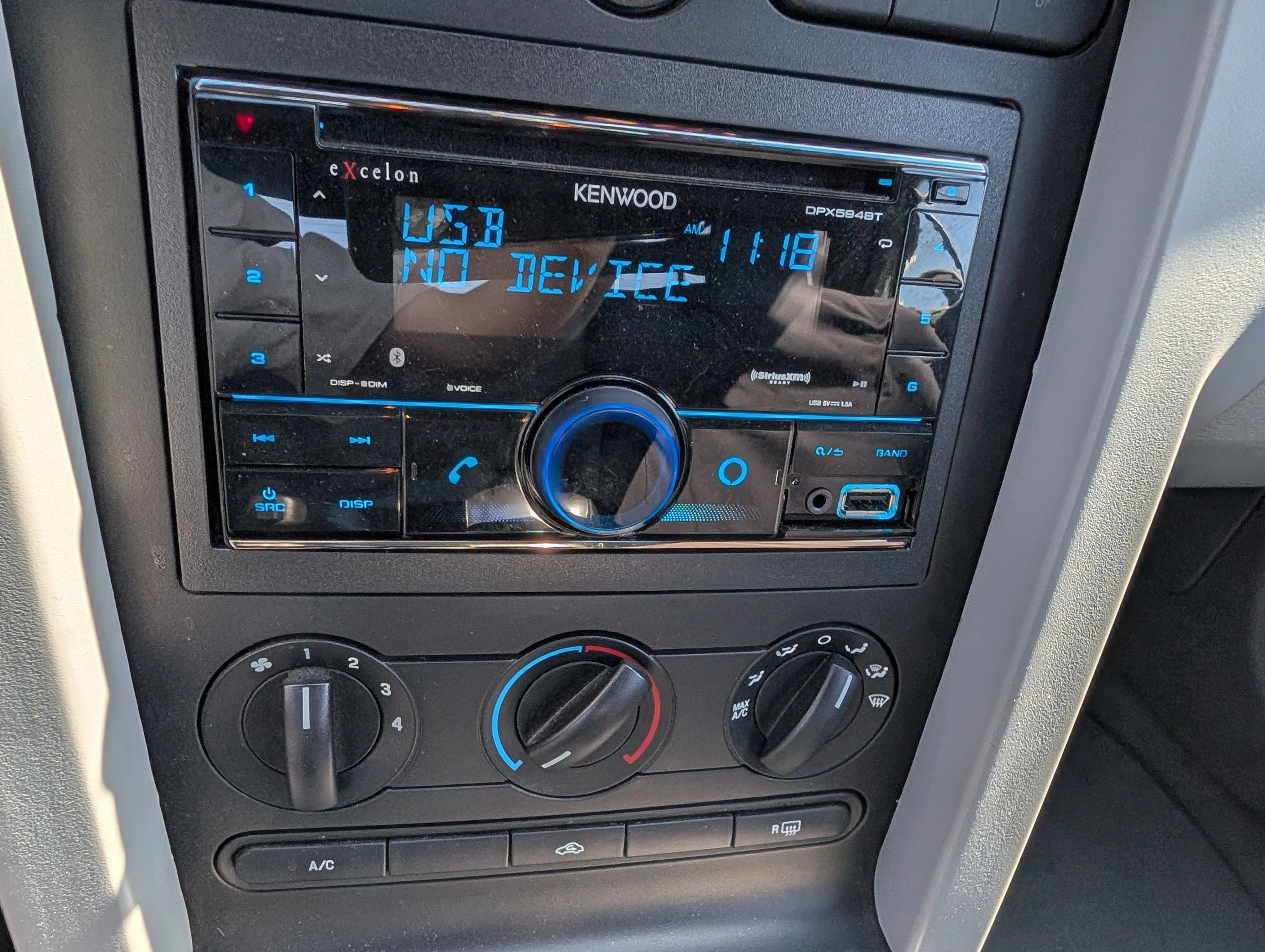 Used 2006 Satin Silver Metallic Ford GT Premium image 30