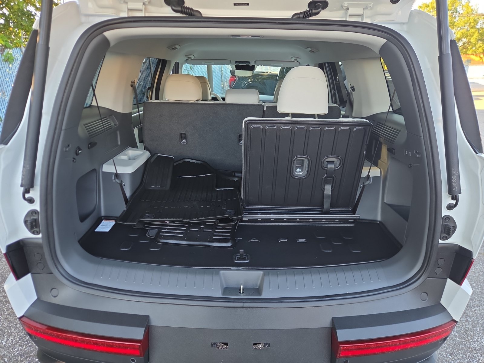 2026 Hyundai Santa Fe SE - Photo 17