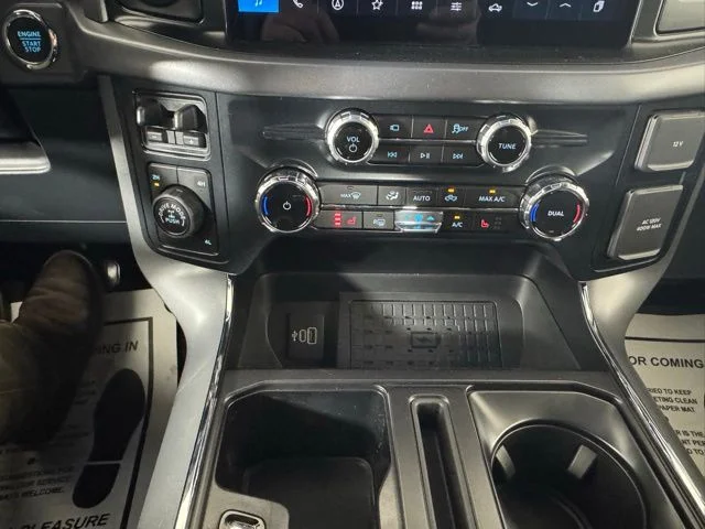 New 2026 Oxford White Ford XLT image 15