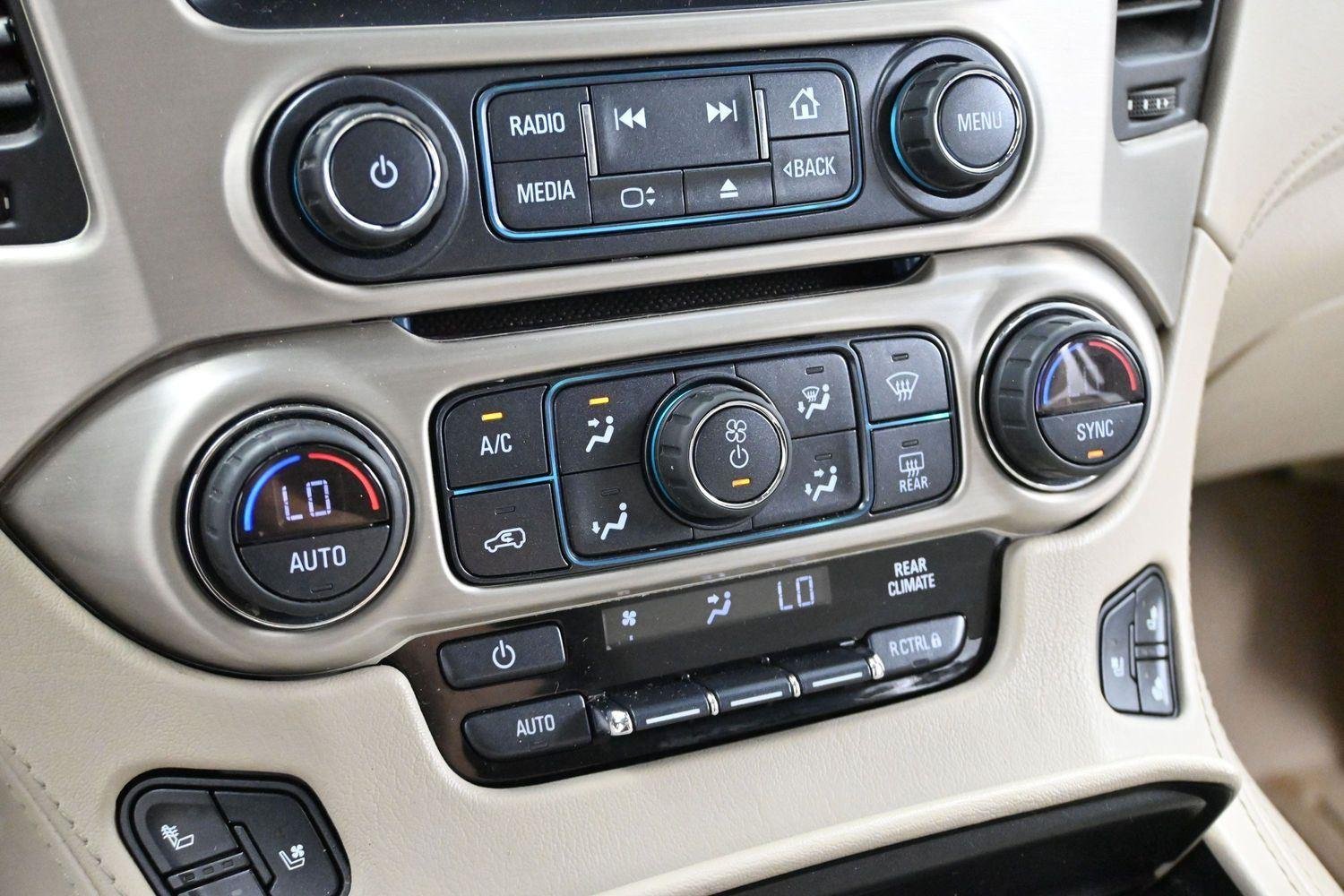 Used 2019 Smokey Quartz Metallic GMC Denali image 21