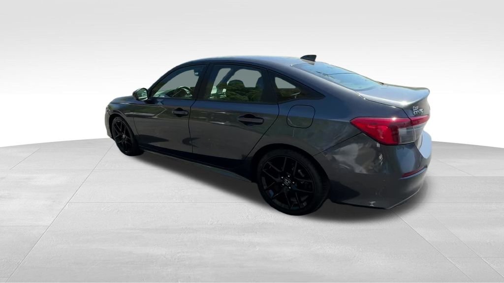 Used 2023  Honda Sport image 3