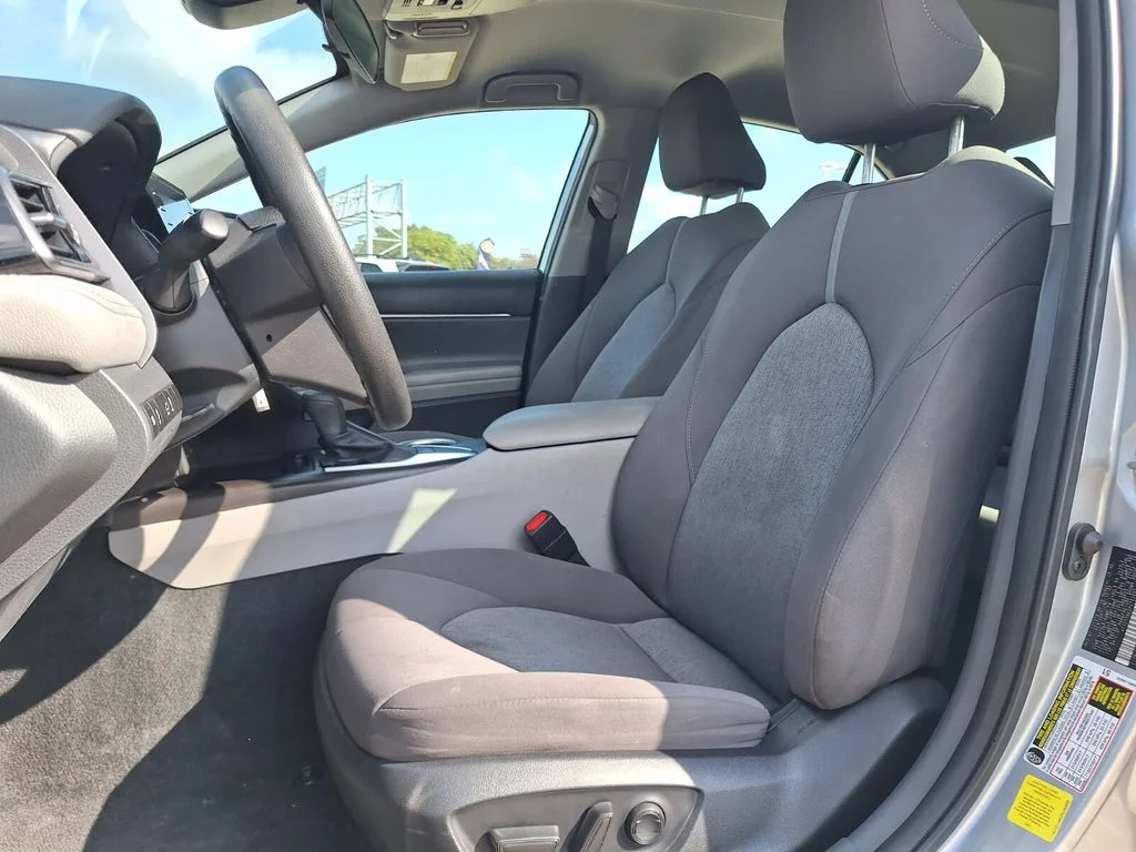 Used 2023 Silver Toyota LE image 21