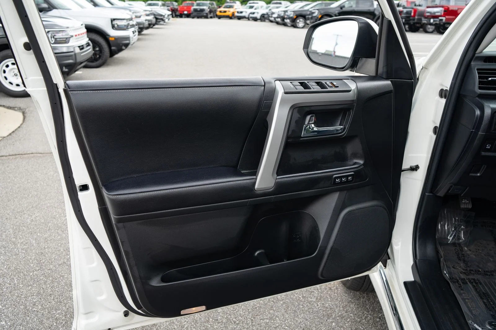 Used 2023 White Toyota Limited image 17
