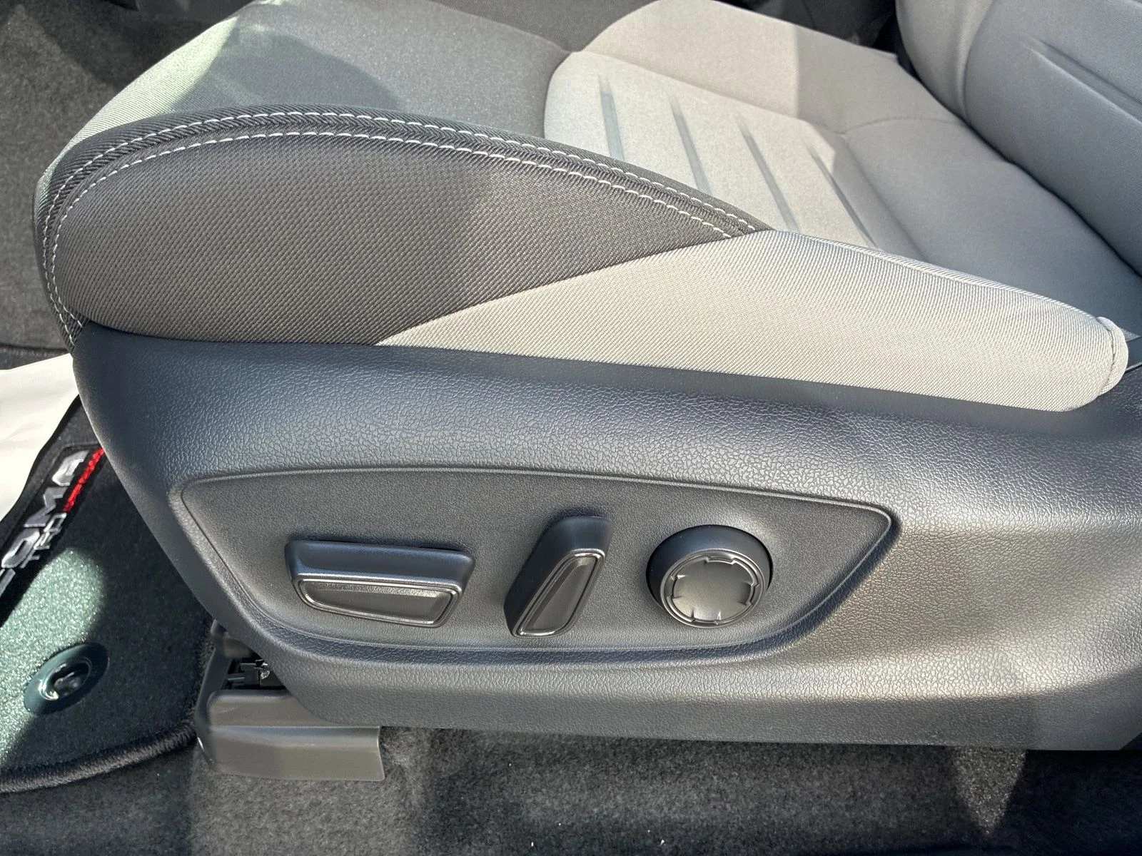 2026 Toyota Tacoma TRD Off Road - Photo 20