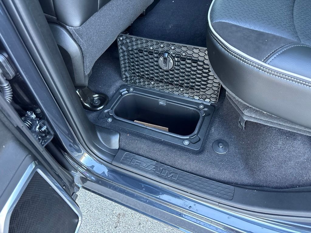 New 2026 Forged Blue Metallic Exterior Paint RAM Laramie image 31
